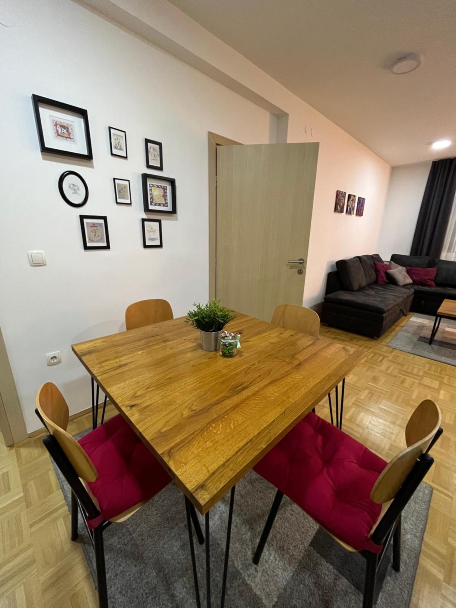 Apartament For5 Ðakovo Zewnętrze zdjęcie